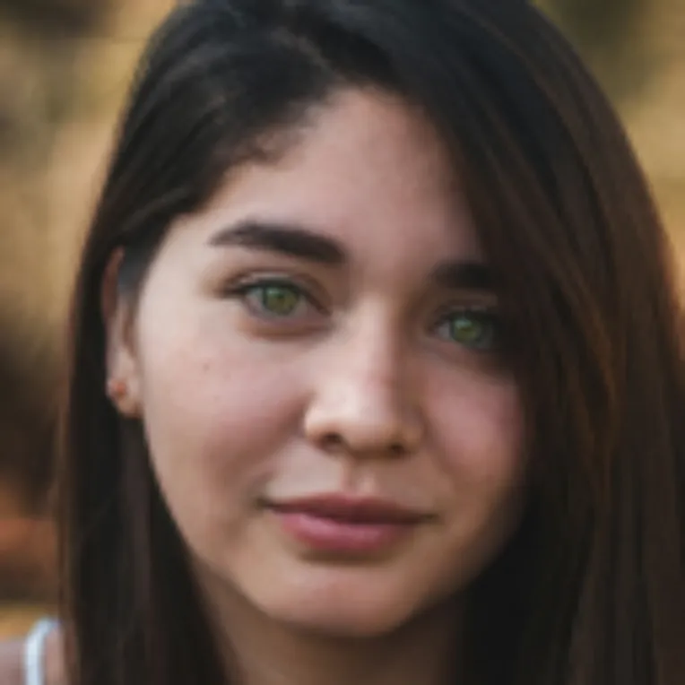 Realistic,Portrait Photography,Girl,Controlnet,HunyuanDiT v1.2