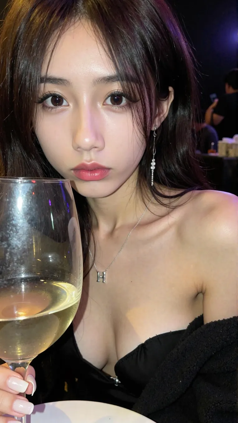 Portrait Photography,Girl,Physical/Facial feature,LoRA,FLUX.1