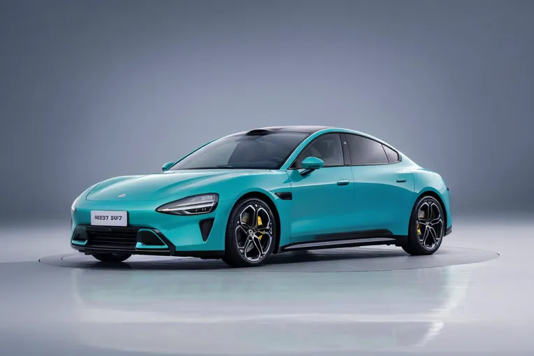 Realistic,Product Poster,Object Enhance,LoRA,SD 1.5