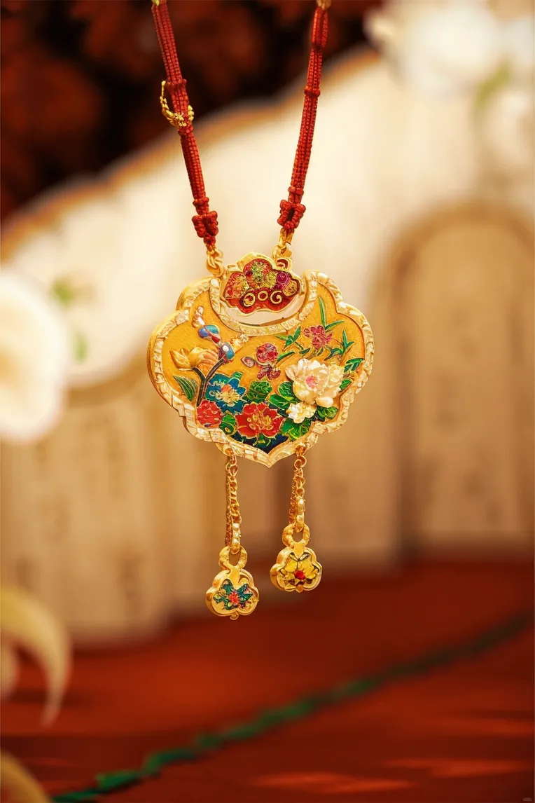 Realistic,Chinese Style,Product Poster,LoRA,SD 1.5