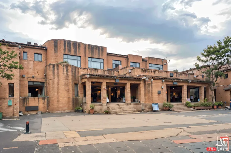 Realistic,Architectural Design,Building,LoRA,SD 1.5