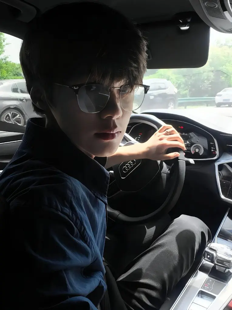 Portrait Photography,Boy,LoRA,FLUX.1