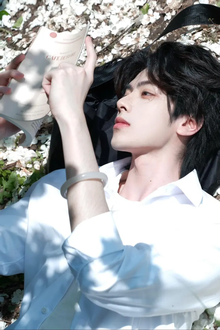 Portrait Photography,Boy,LoRA,FLUX.1