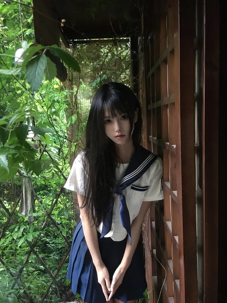 Portrait Photography,Girl,Physical/Facial feature,LoRA,FLUX.1