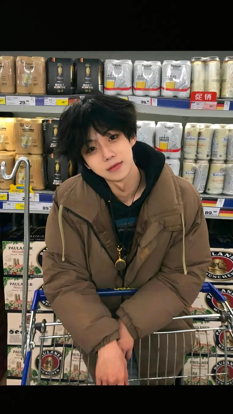 Portrait Photography,Boy,LoRA,FLUX.1