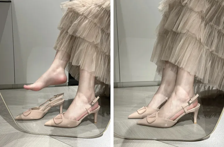 Product Poster,Product,LoRA,FLUX.1