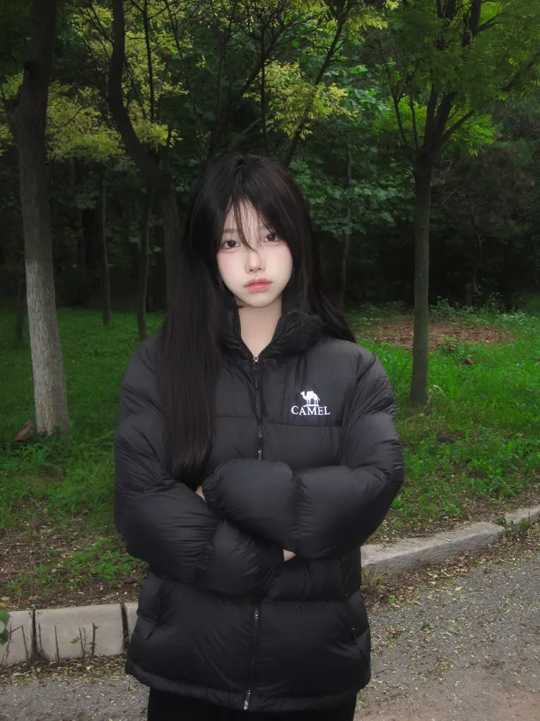 Portrait Photography,Girl,Physical/Facial feature,LoRA,FLUX.1