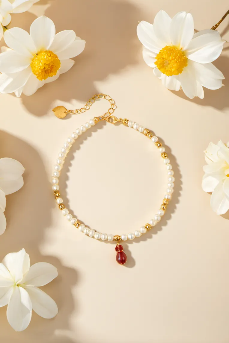 Realistic,Product Poster,Space & Scene,LoRA,SDXL