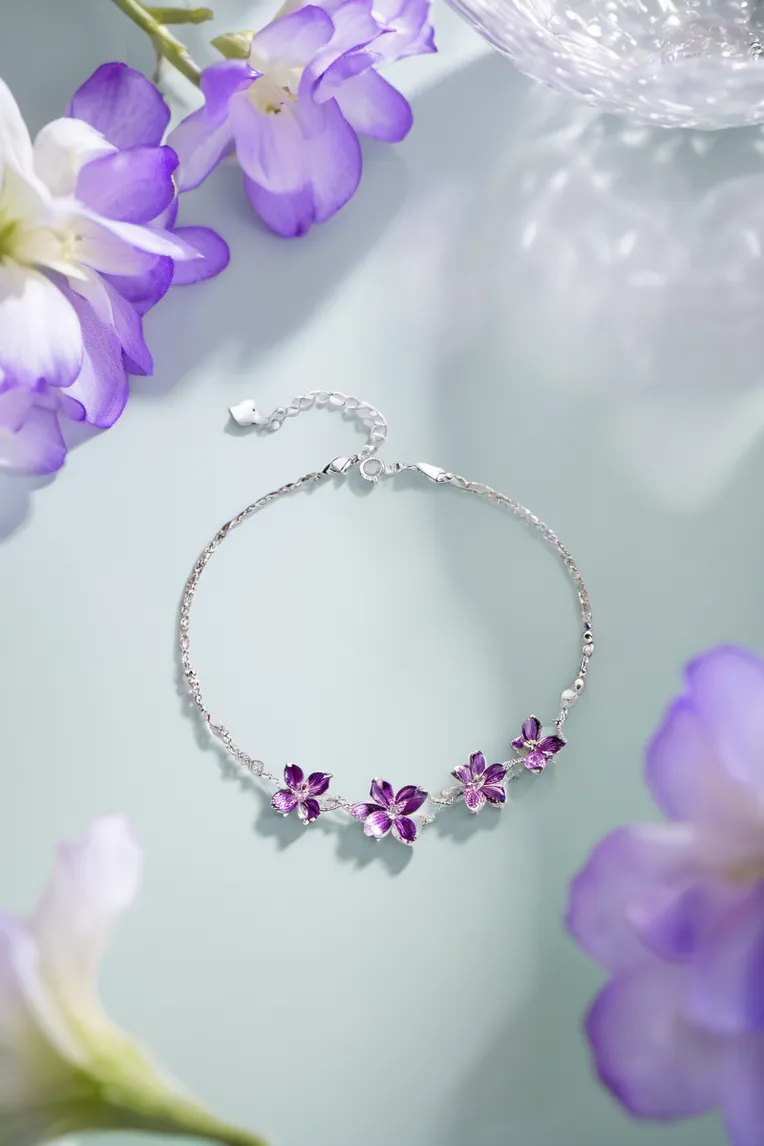 Realistic,Product Poster,Space & Scene,LoRA,SDXL