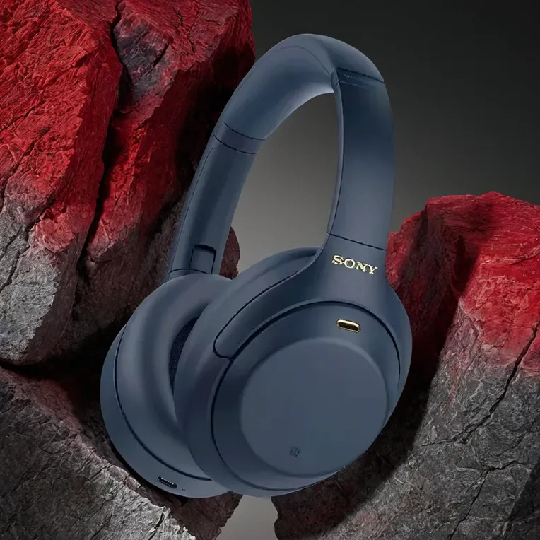 Realistic,Product Poster,Composition Control,Workflow,