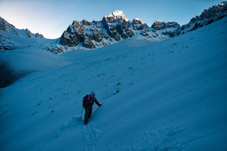 Realistic,Street Photography,Boy,Checkpoint,SD 1.5